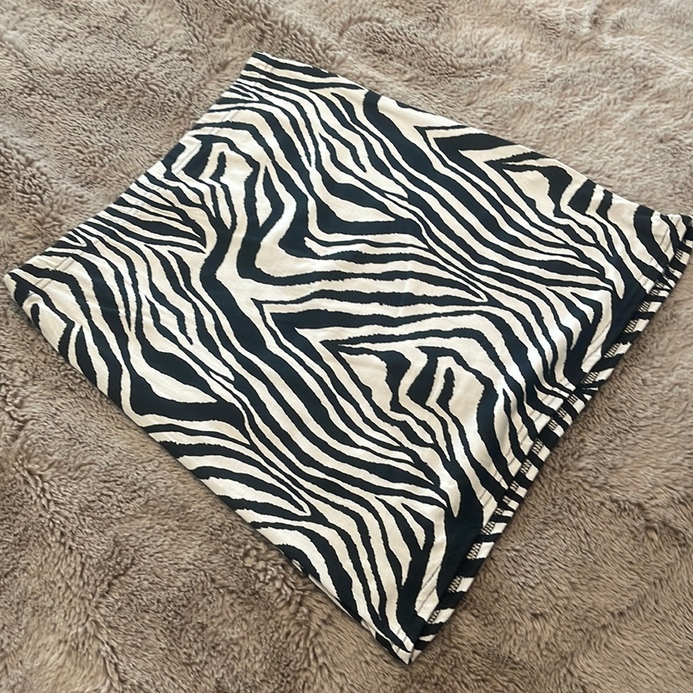 Zebra mini skirt